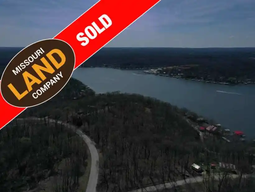 Land
Lake of the Ozarks
Paved Road Frontage