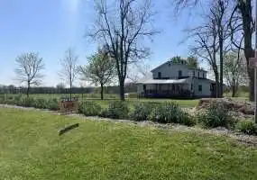 livestock, farm, horse, equine, hunting, creek, pasture, timber, pond, horse barn, barn, shop, sow barn, hunting, horseback riding