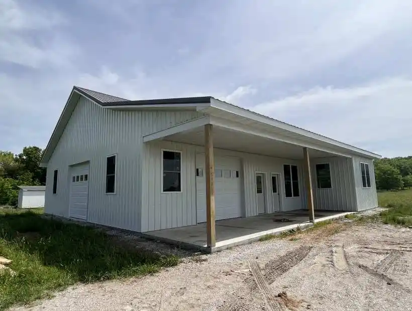 shouse, farm, pasture, fenced, creek, grass, water, septic