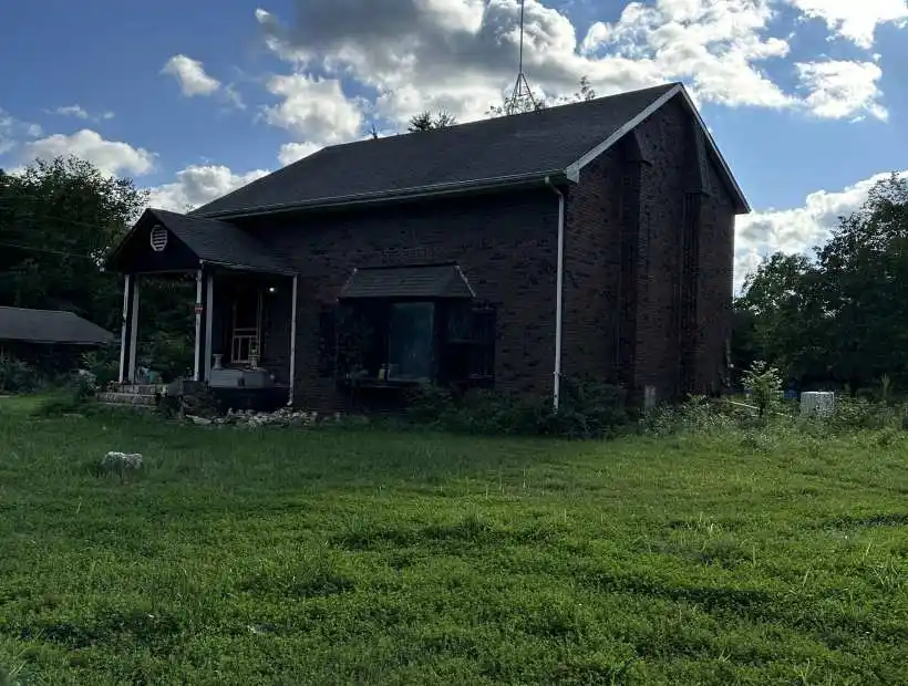 18255 Comedy Ln, Dixon, Missouri 65459, 2 Bedrooms Bedrooms, ,2 BathroomsBathrooms,House with Acreage,Inactive,Comedy Ln,5814