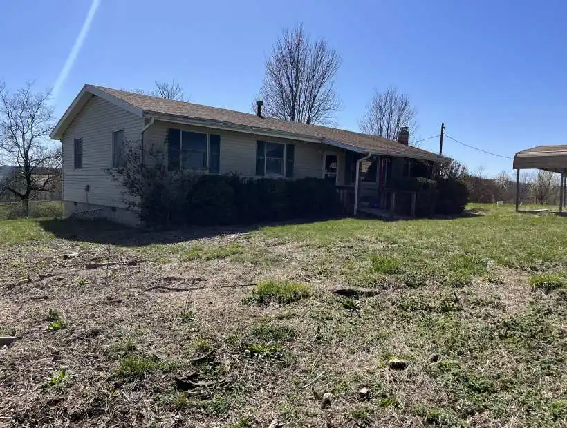 23511 State Highway TT, Crane, Missouri 65633, 3 Bedrooms Bedrooms, ,1 BathroomBathrooms,Farm,Inactive,State Highway TT,5920