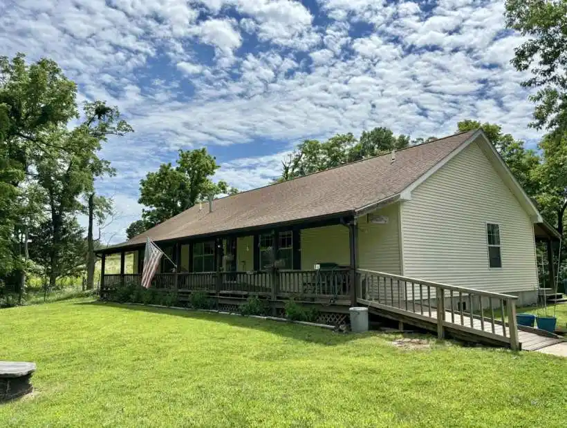 7279 County Road 487, Birch Tree, Missouri 65438, 3 Bedrooms Bedrooms, ,3 BathroomsBathrooms,Farm,Sold,County Road 487,5981