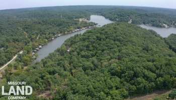 30679 Bobcat Rd, Stover, Missouri 65078, 1 Bedroom Bedrooms, ,1 BathroomBathrooms,House with Acreage,Active,Bobcat Rd,6014