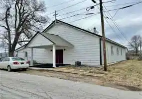 106 South Hunter St., Versailles, Missouri 65084, 3 Bedrooms Bedrooms, ,3 BathroomsBathrooms,House,Inactive,South Hunter St.,6061 106 South Hunter St., Versailles, Missouri 65084, 3 Bedrooms Bedrooms, ,3 BathroomsBathrooms,House,Inactive,South Hunter St.,6061