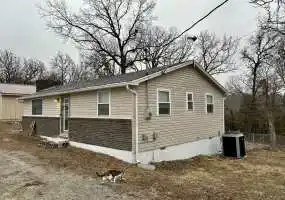 30629 Hillcrest Ave, Edwards, Missouri 65326, 2 Bedrooms Bedrooms, ,1 BathroomBathrooms,House,Sold,Hillcrest Ave,6065