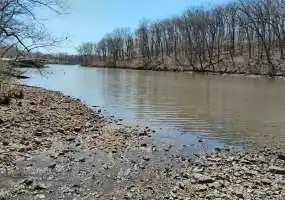 Lake Front
Wooded
Recreation  
Home Site
Privacy
Land