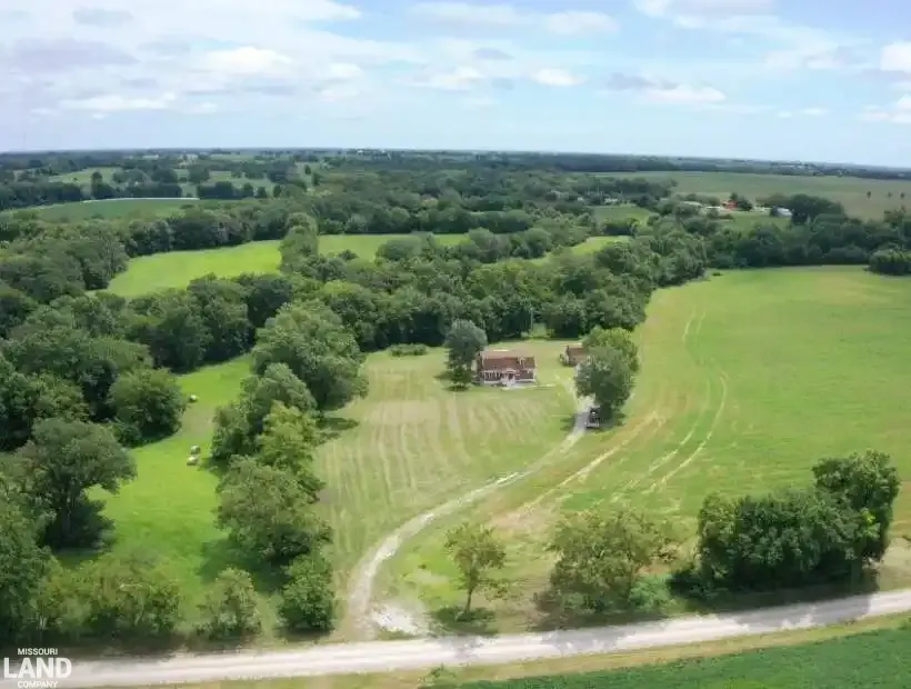 17268 Wood Rd, La Monte, Missouri 65337, 3 Bedrooms Bedrooms, 0 ,2 BathroomsBathrooms,House with Acreage,Active,Wood Rd,0,6131