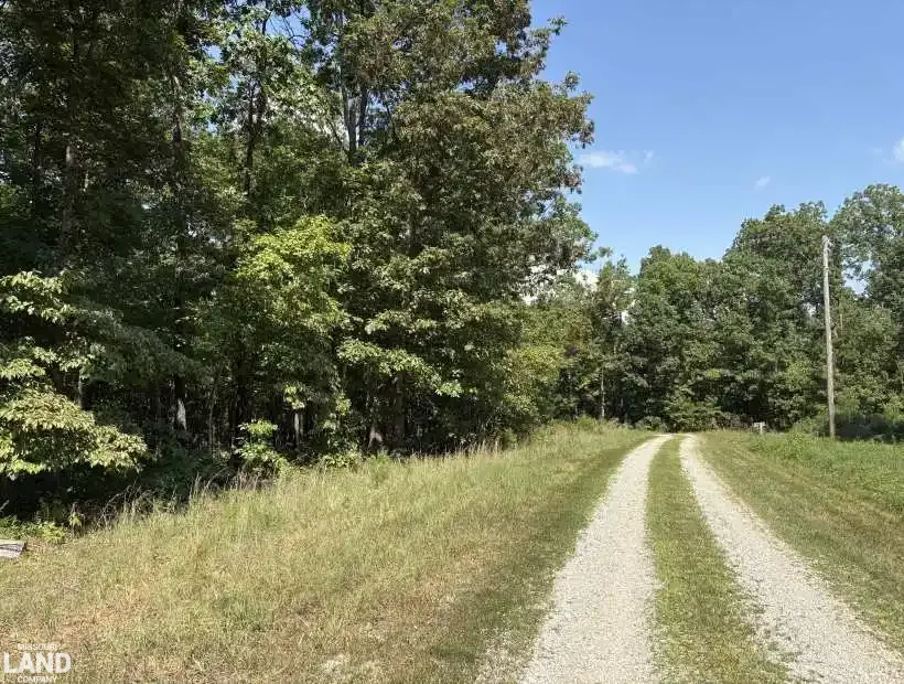 TBD Broken Arrow, Raymondville, Missouri 65542, 0 , 0 ,0,Land,Contingent,Broken Arrow,0,6135