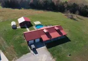 24240 Hwy 52, Cole Camp, Missouri 65325, 3 Bedrooms Bedrooms, 0 ,4 BathroomsBathrooms,House with Acreage,Active,Hwy 52 ,0,6170