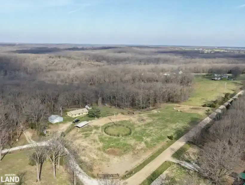 20507 Heman Ave, Cole Camp, Missouri 65325, 3 Bedrooms Bedrooms, 0 ,1 BathroomBathrooms,House with Acreage,Active,Heman Ave ,0,6221