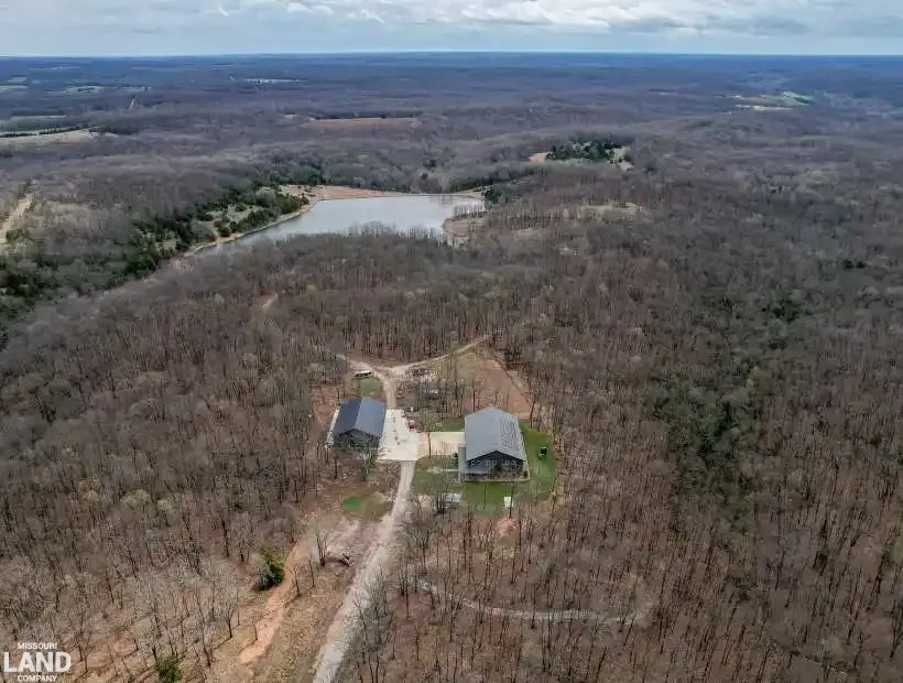 10079 Co Rd 427, Cross Timbers, Missouri 65634, 7 Bedrooms Bedrooms, 0 ,7 BathroomsBathrooms,House with Acreage,Active,Co Rd 427,0,6226